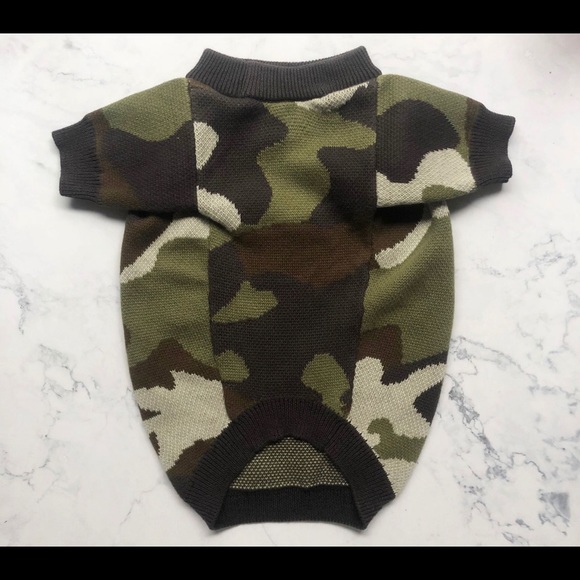 CAMO SHARK DOG SWEATER - Picture 5 of 5